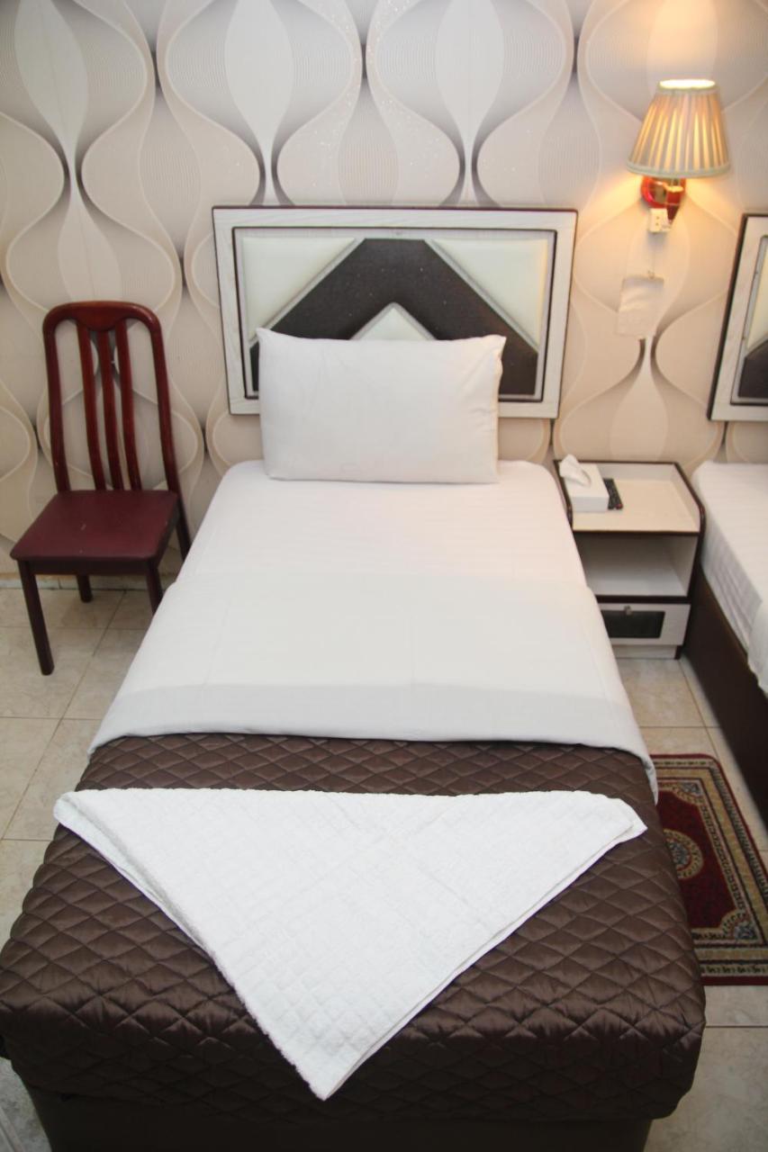 Al Kawakeeb Hotel By Gemstones Dubai Eksteriør billede